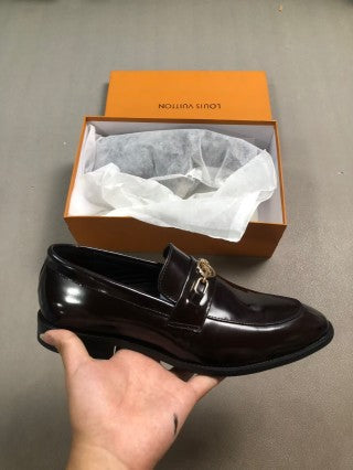 Louis Vuitton Casual Shoes - Stylish and Comfortable Footwear