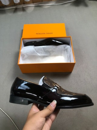 Louis Vuitton Casual Shoes - Stylish and Comfortable Footwear